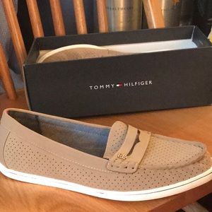 Tommy Hilfiger Flats